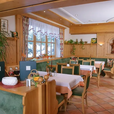 Neuwirt Maison d'hôtes 3*