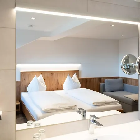 Neuwirt Maison d'hôtes 3*