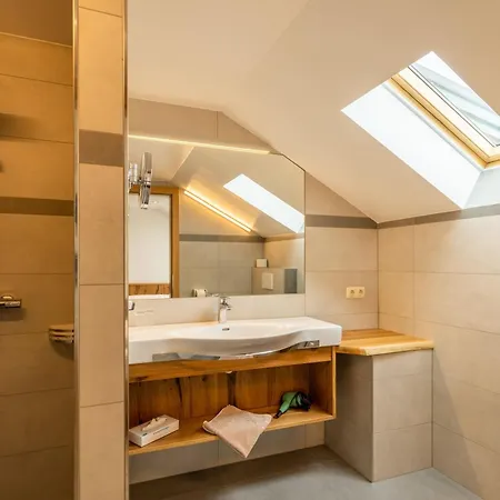 奈沃特酒店 尤根多夫